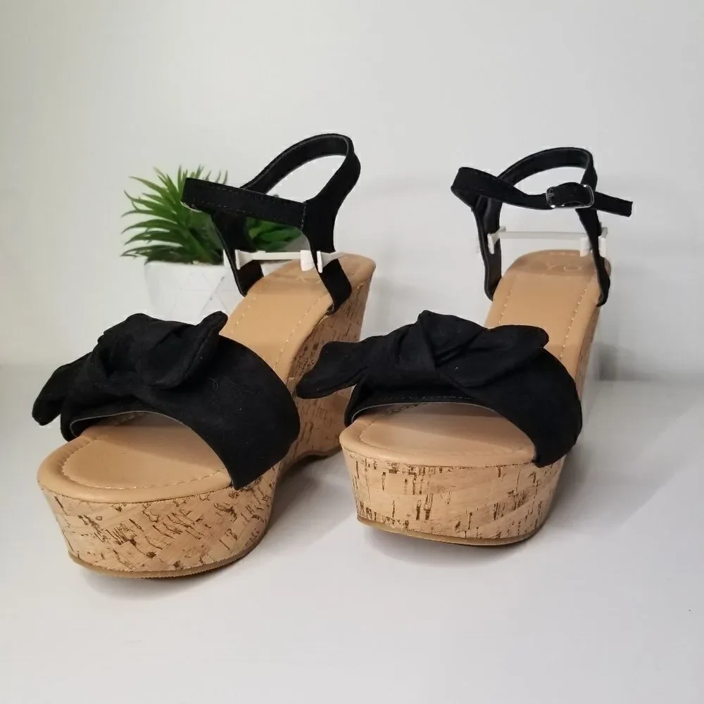 Black bow strap wedges